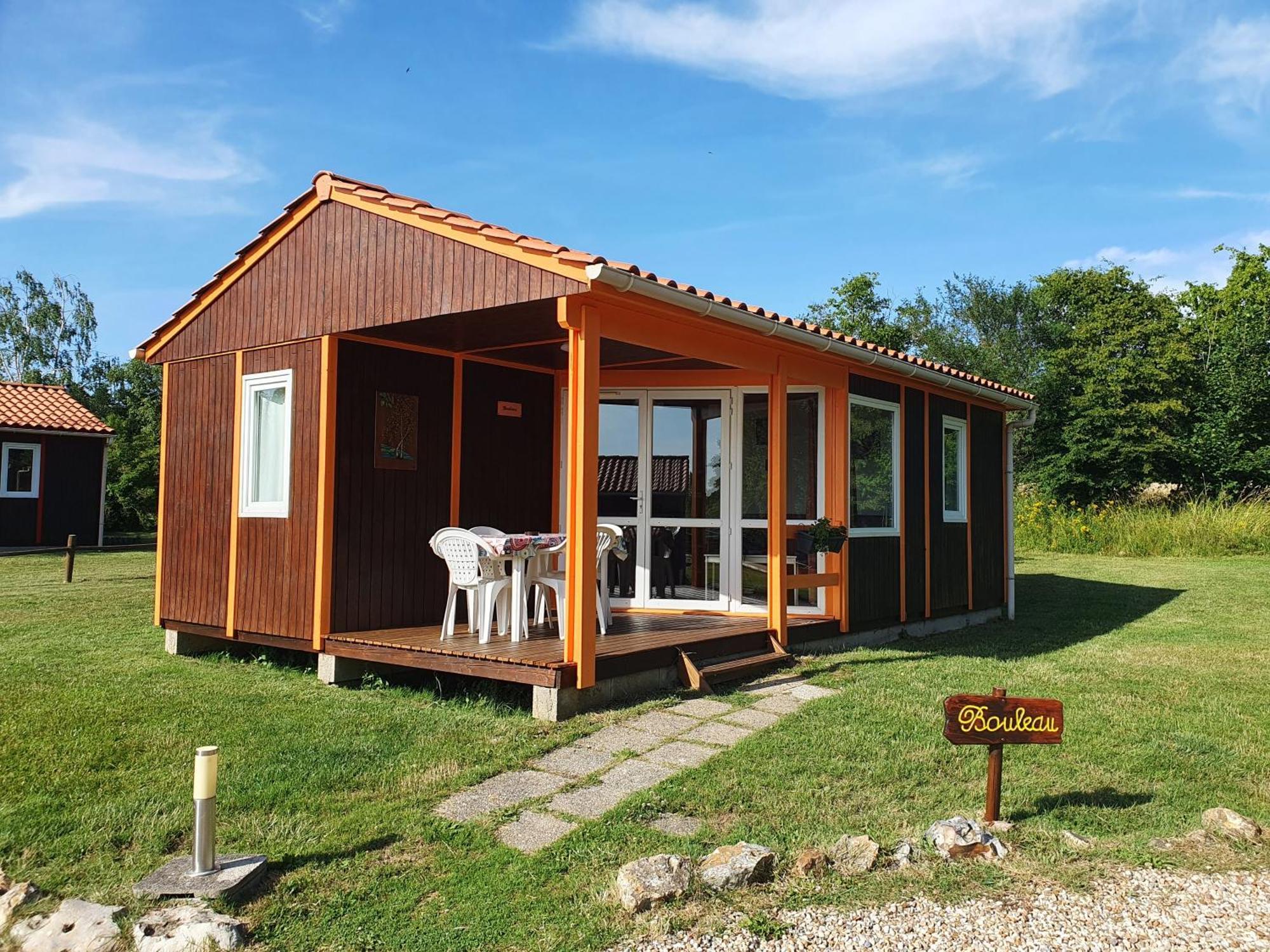 Les Chalets Du Quignon Autry-le-Chatel Εξωτερικό φωτογραφία
