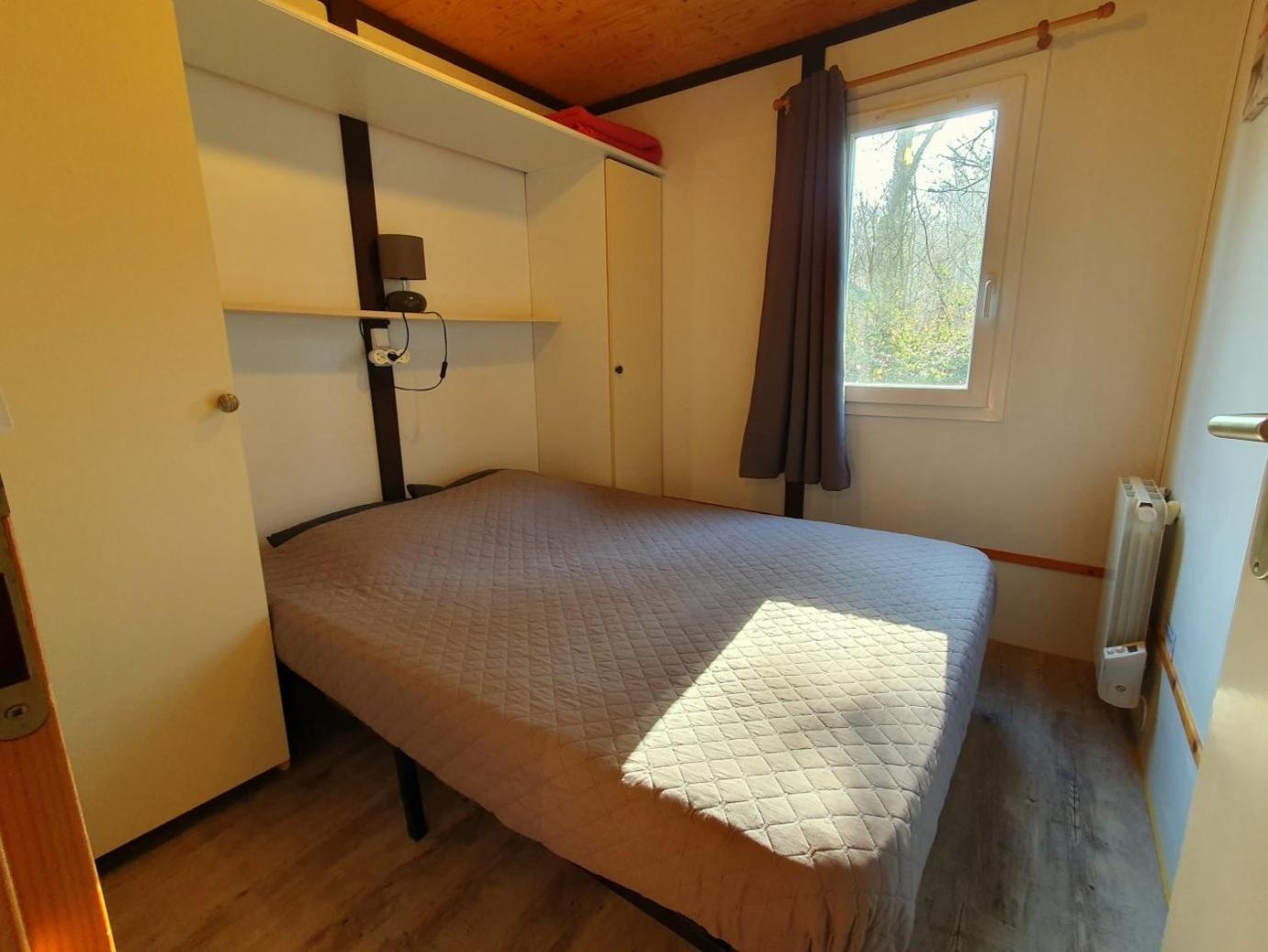Les Chalets Du Quignon Autry-le-Chatel Εξωτερικό φωτογραφία